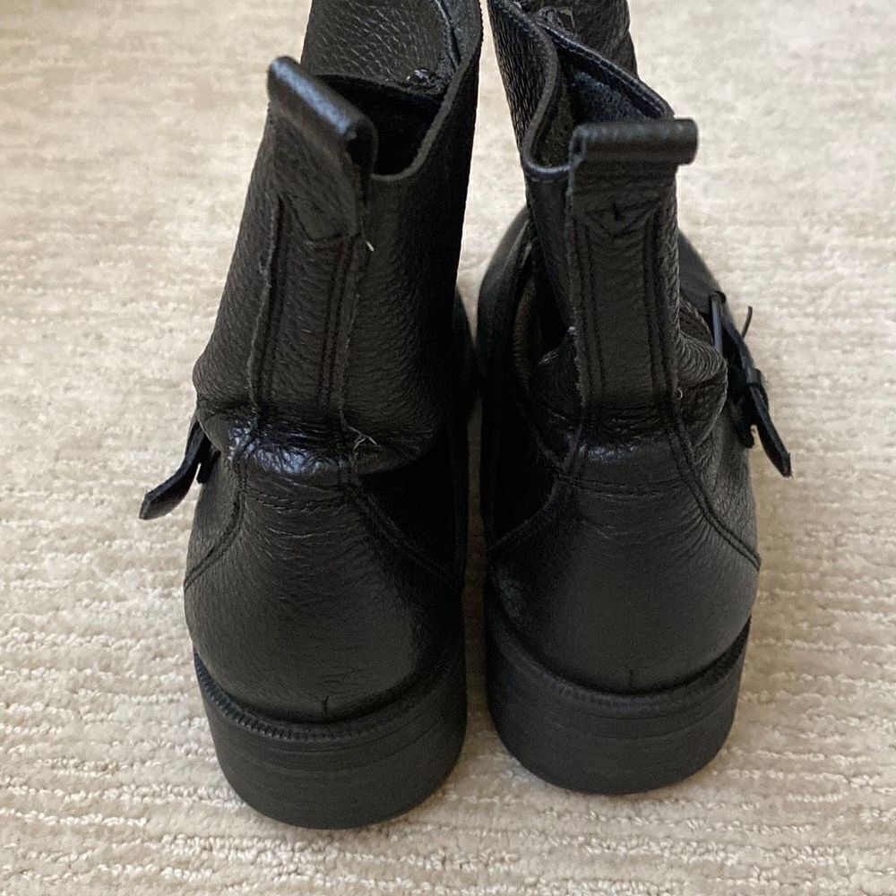 Women’s Nine West Hanzil Pebbled Black Leather Ankle Boots, Size 7M - Picture 3 of 10